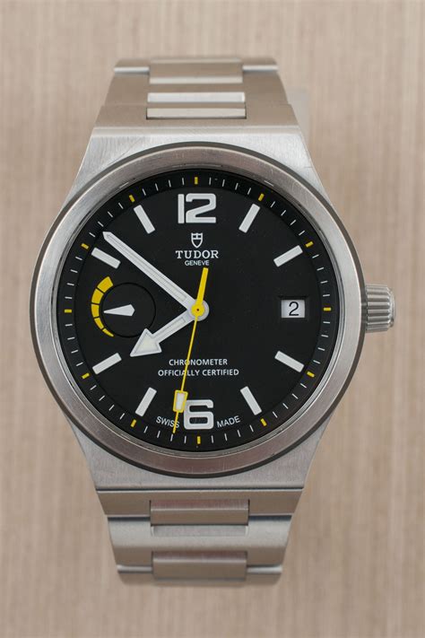 tudor north flag discontinued